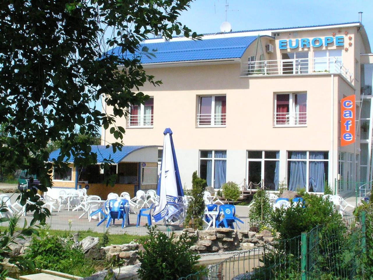 Europe Guesthouse Narva Exteriör bild